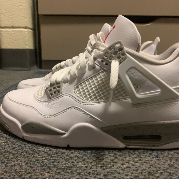 Jordan 4 Oreo - Picture 2 of 6